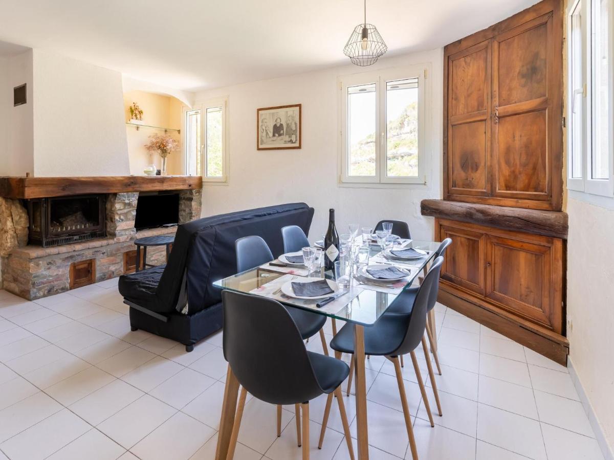 Cosy Holiday Home In Minerve With Garden Kültér fotó